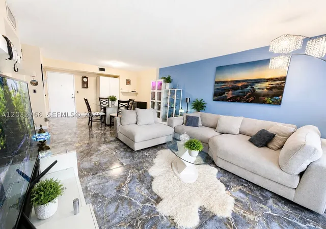 4200-hillcrest-dr-403-hollywood-fl-33021/hzid_8cc5d125