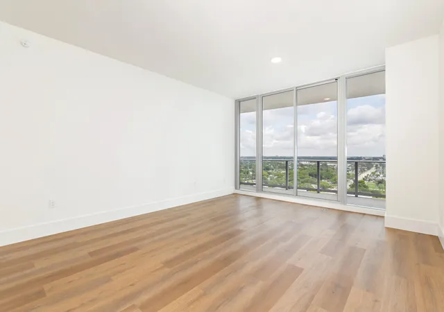 220-lake-shore-dr-1809-lake-park-fl-33403/hzid_73a78da7