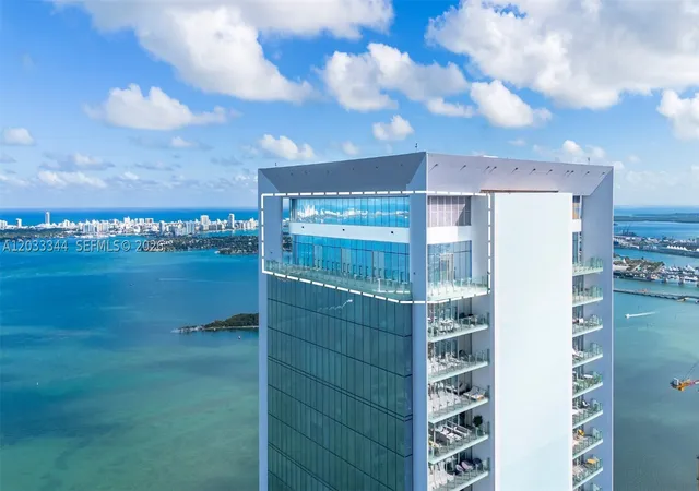 700-ne-26th-ter-ph-01-miami-fl-33137/hzid_1fd76583