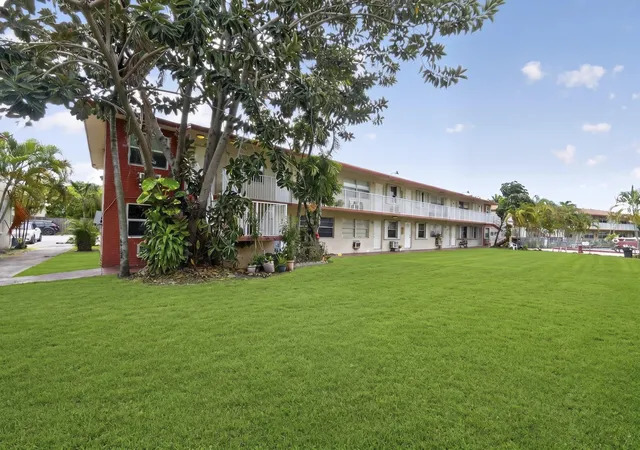 2918-funston-st-35b-hollywood-fl-33020/hzid_f44840d3