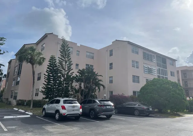 2851-somerset-dr-111-oakland-park-fl-33311/hzid_60c3236a