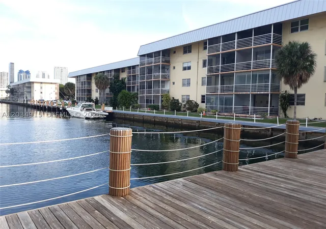3551-ne-169th-st-110-a-north-miami-beach-fl-33160/hzid_394b661e