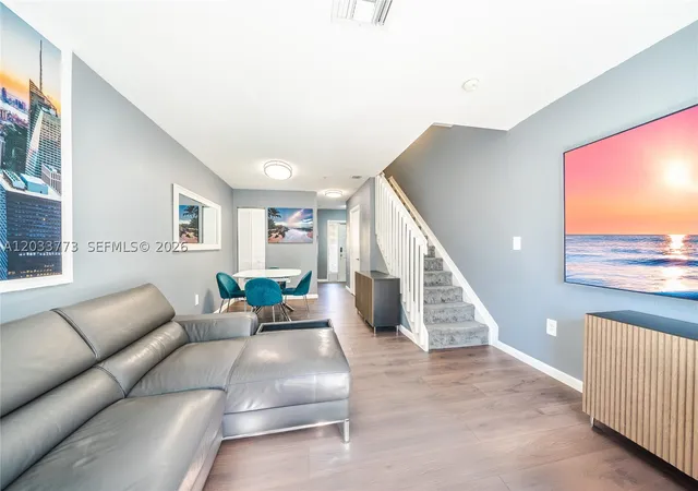 2040-ne-167-th-3-128-north-miami-beach-fl-33162/hzid_e43d9326