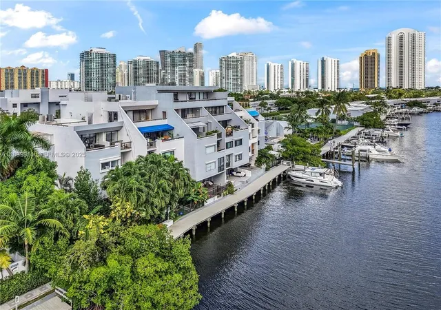 430-poinciana-dr-1710-sunny-isles-beach-fl-33160/hzid_27120a14