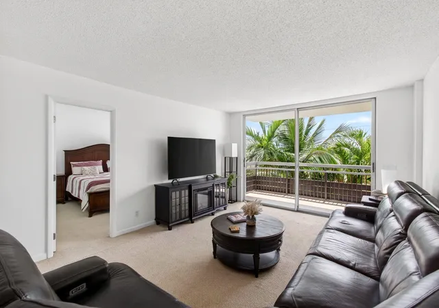 555-nw-4-ave-4230-boca-raton-fl-33432/hzid_9ece0ce1