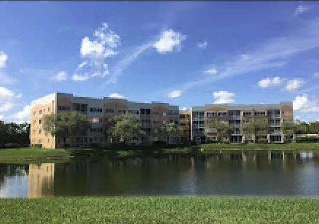 10422-nw-24th-pl-310-sunrise-fl-33322/hzid_630a47d1