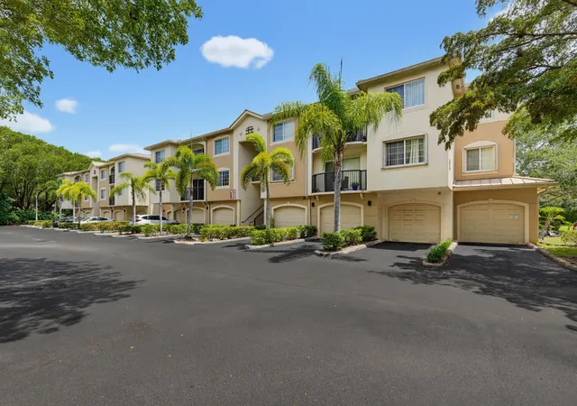 400-n-crestwood-ct-ct-n-417-royal-palm-beach-fl-33411/hzid_f3d9855c