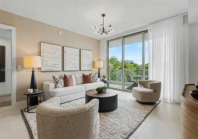 2200-brickell-ave-220-miami-fl-33129/hzid_ec3bf444