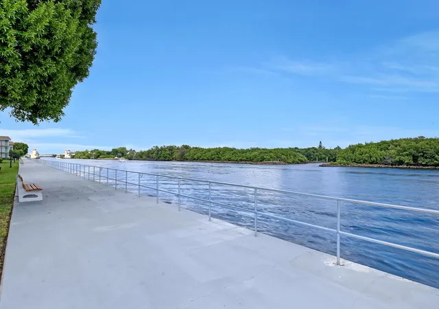 680-horizon-w-boynton-beach-fl-33435/hzid_d6310516
