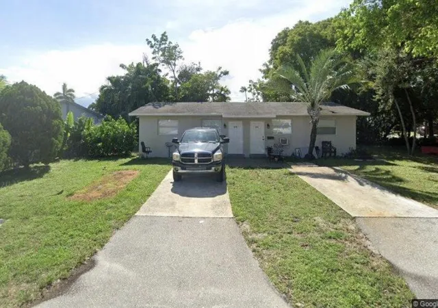 4951-sw-26th-ave-1-2-dania-beach-fl-33312/hzid_268a1924