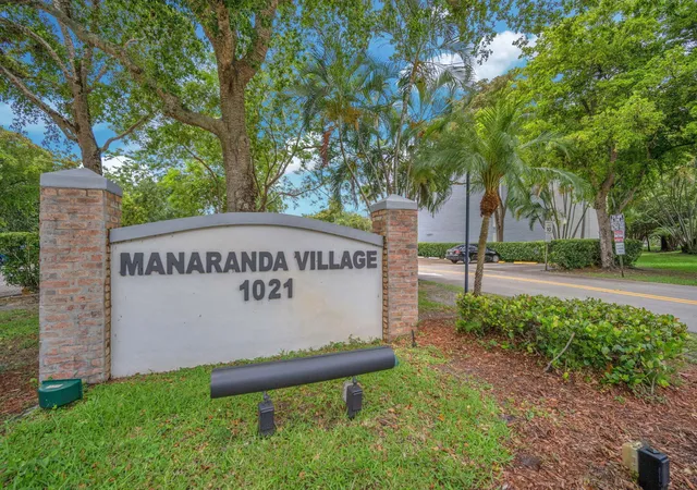 1021-mockingbird-ln-303-plantation-fl-33324/hzid_c5e3c33d