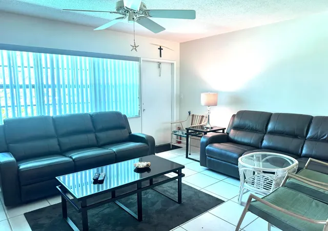 5200-ne-24th-ter-c116-fort-lauderdale-fl-33308/hzid_42a1f8cd