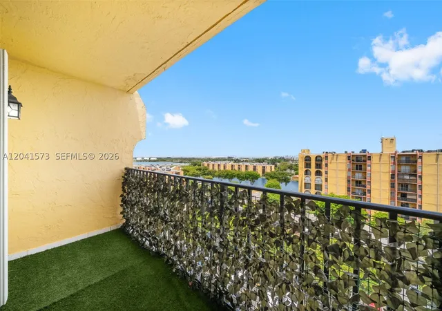 4801-nw-7th-st-101-16-miami-fl-33126/hzid_fab4c1a1