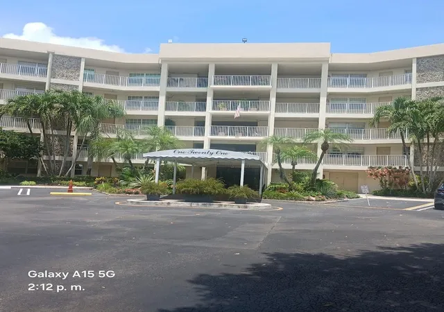 800-cypress-grove-dr-unit-312-pompano-beach-fl-33069/hzid_f8c13c1a