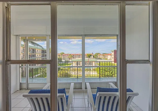 808-se-7th-st-305-deerfield-beach-fl-33441/hzid_4e0e78da
