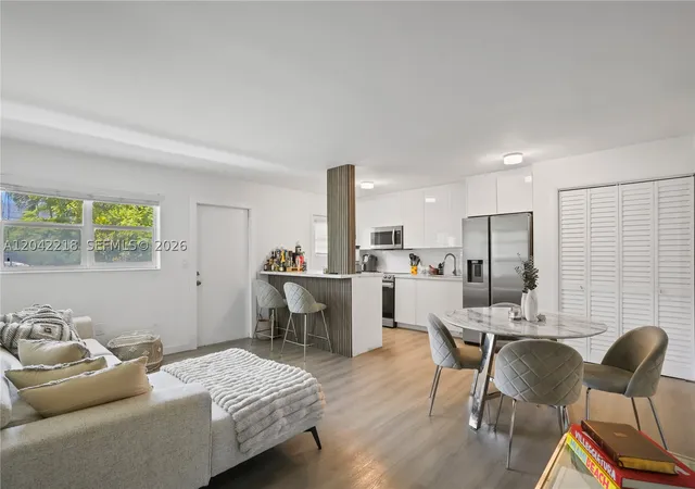 1614-west-ave-203-miami-beach-fl-33139/hzid_26f15bc0