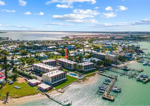 1300-seaway-dr-10-fort-pierce-fl-34949/hzid_5adec716