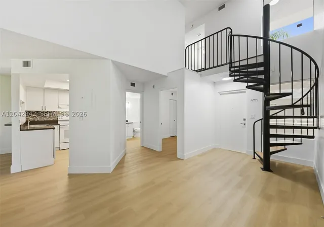 8365-sw-152nd-ave-c-417-miami-fl-33193/hzid_2fcab834
