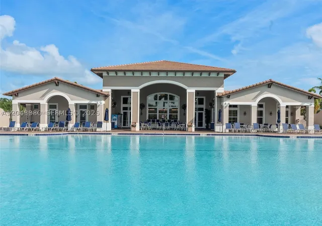 22911-sw-88th-pl-7-21-cutler-bay-fl-33190/hzid_2c474d99