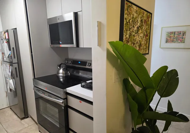 16900-ne-14th-ave-115-miami-fl-33162/hzid_e8ccb453