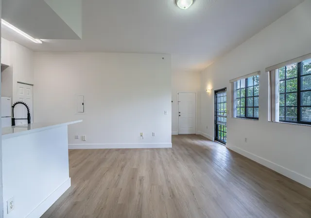 2801-riverside-dr-301-s-coral-springs-fl-33065/hzid_e7842c8e