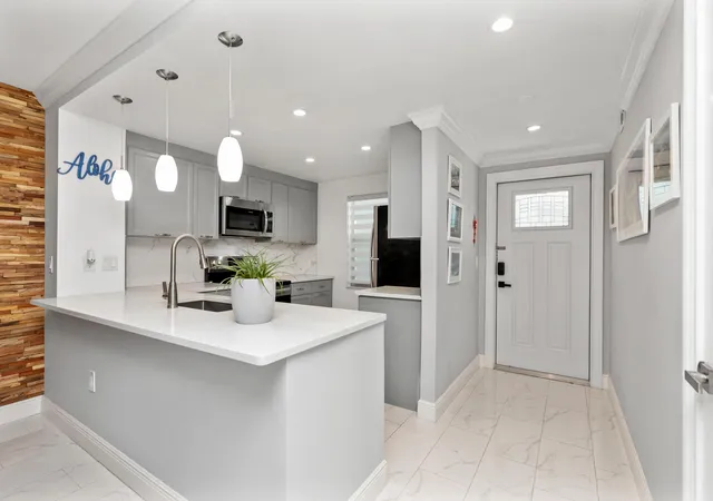 9780-marina-blvd-421-boca-raton-fl-33428/hzid_e6296019