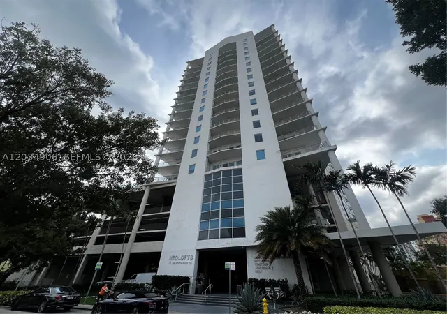 10-sw-south-river-dr-812-miami-fl-33130/hzid_97dbd53e