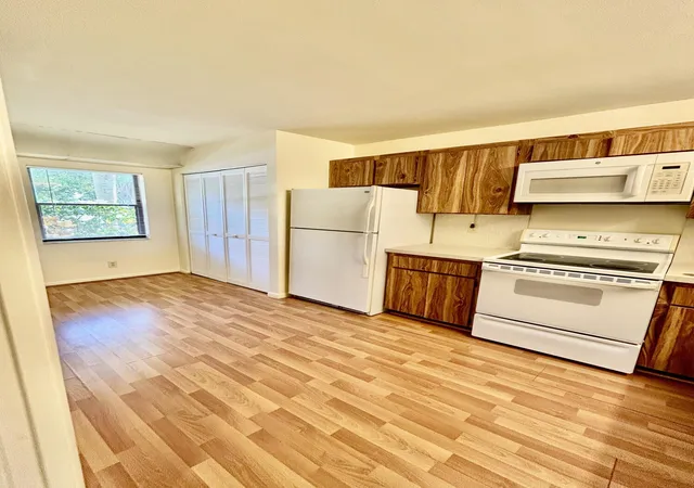 2900-sw-22nd-cir-221d-delray-beach-fl-33445/hzid_256af2e4