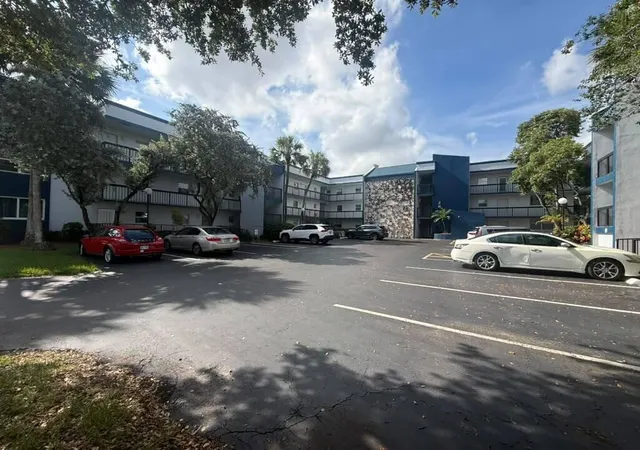 3210-holiday-springs-blvd-2-103-margate-fl-33063/hzid_4dbe6639