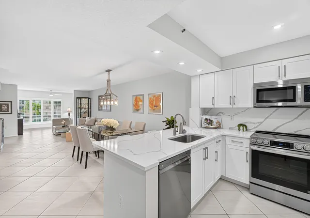 12540-majesty-cir-303-boynton-beach-fl-33437/hzid_df52278b