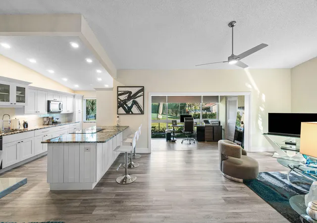 732-lago-rd-delray-beach-fl-33445/hzid_7e33ff0a