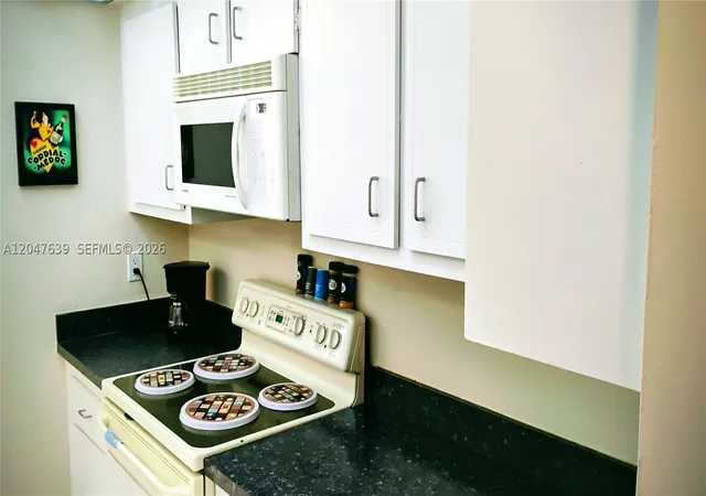 14623-bonaire-blvd-704-delray-beach-fl-33446/hzid_f0331415