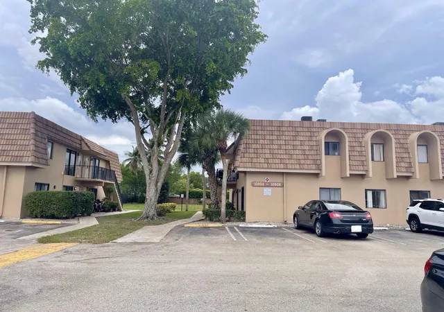 10898-royal-palm-blvd-10898-coral-springs-fl-33065/hzid_82ad40ad