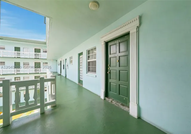 4141-nw-44th-ave-321-lauderdale-lakes-fl-33319/hzid_112ad3e5