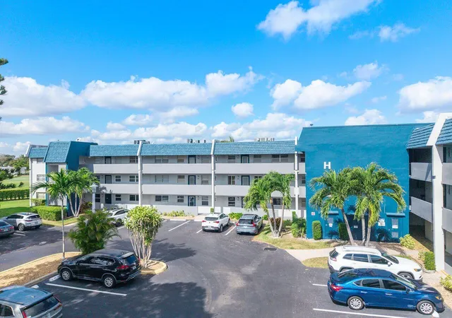 7807-golf-cir-dr-margate-fl-33063/hzid_e2e0fd2e