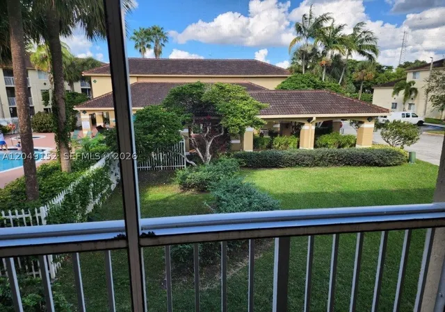 460-s-park-209-hollywood-fl-33021/hzid_0bbe9105