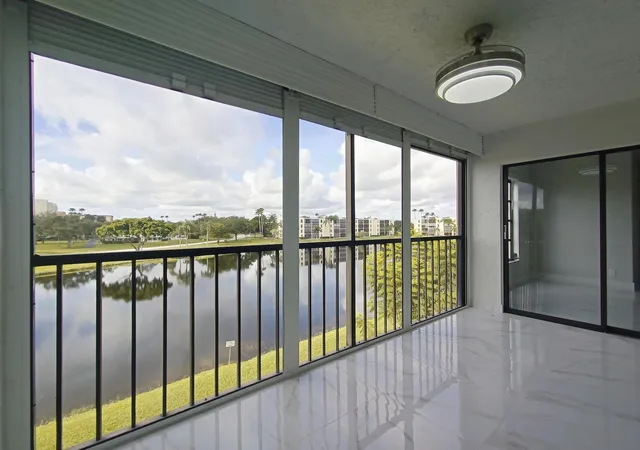 7320-amberly-ln-305-delray-beach-fl-33446/hzid_d171b52a