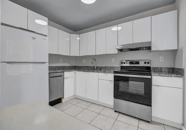 340-nw-19th-st-3080-boca-raton-fl-33432/hzid_73cd140f