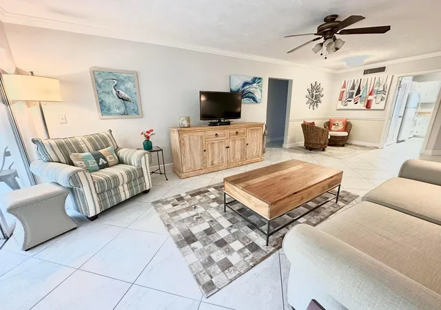 6-garden-st-204p-tequesta-fl-33469/hzid_5e3ec82a
