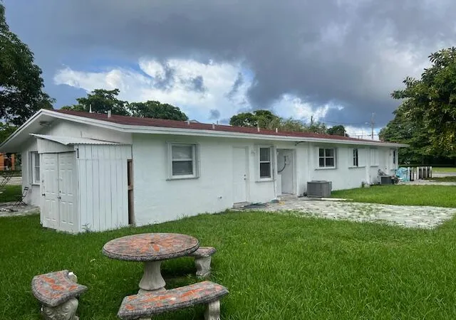 106-nw-12th-ave-1-2-dania-beach-fl-33004/hzid_eaa64173