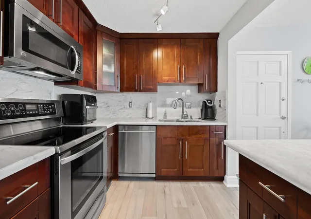 1839-middle-river-dr-105-fort-lauderdale-fl-33305/hzid_fa80532e