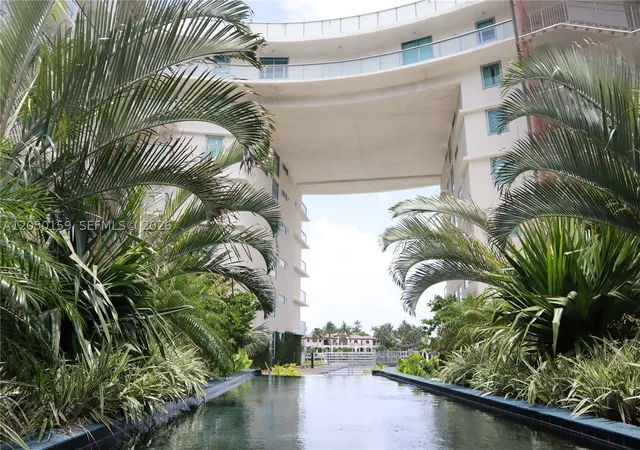 6620-indian-creek-dr-302-miami-beach-fl-33141/hzid_446be80c