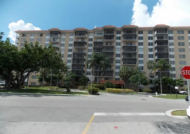 4174-inverrary-dr-702-lauderhill-fl-33319/hzid_f4adc968