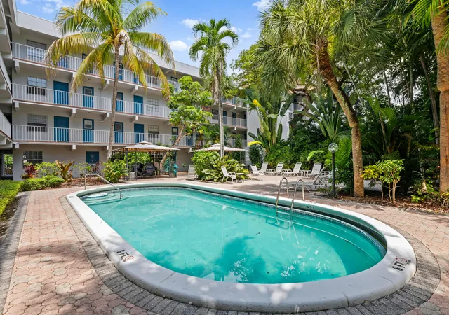 1407-ne-56th-st-209-fort-lauderdale-fl-33334/hzid_9643bda2