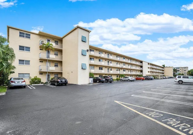 2615-ne-3rd-ct-308-boynton-beach-fl-33435/hzid_fd9ad9ea