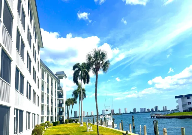100-paradise-harbour-blvd-212-north-palm-beach-fl-33408/hzid_b01b5e87