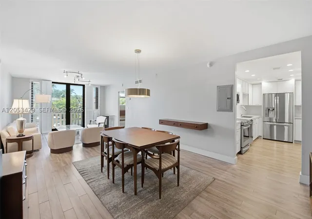 90-edgewater-dr-225-coral-gables-fl-33133/hzid_2a874bc5
