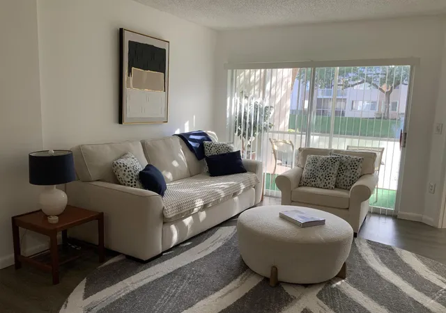 9580-weldon-cir-k105-tamarac-fl-33321/hzid_dd1a33e4