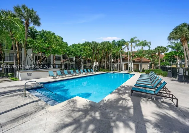 510-s-park-rd-23-10-hollywood-fl-33021/hzid_0c11264f