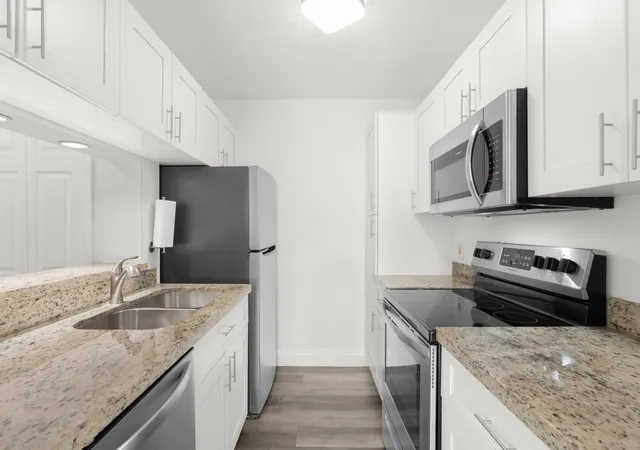 4541-w-mcnab-rd-pompano-beach-fl-33069/hzid_ea4609ad